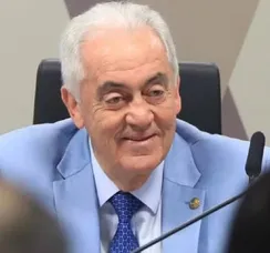 Otto Alencar recebe alta após passar por procedimento em Salvador