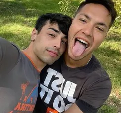 Por que se afirmar gay ainda é um tabu no futebol masculino?