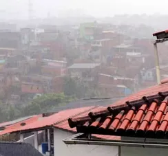 Salvador entra em estado de atenção devido a fortes chuvas