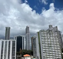 Salvador terá sol, calor de 31°C e chuva no feriado; veja previsão