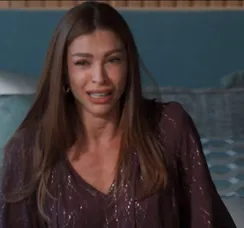 'Três Graças': Arminda é escorraçada e prova de crime vem à tona