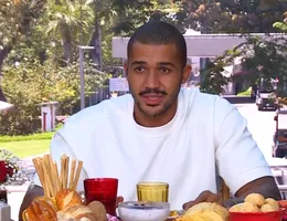 BBB: Matheus é atacado ao seguir 'cartilha do arrependimento' na Globo