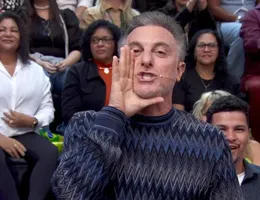 Luciano Huck manda recado afiado para técnico do Brasil após empate