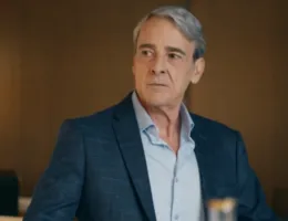 Quem Ama Cuida: Pilar abandona Ulisses que acaba no fundo do poço