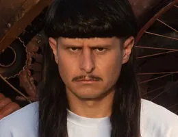 Quem era Oliver Tree, cantor morto em acidente de helicóptero no Rio