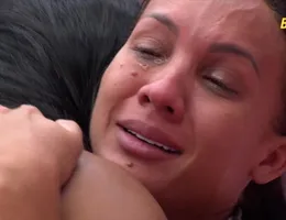 BBB 26: Maxiane ameaça desistir do reality após eliminação de Sarah