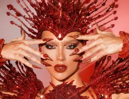 Virginia Fonseca sofre com fantasia e é vaiada em estreia no Carnaval