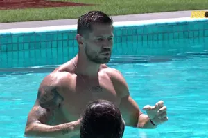 BBB 26: Jonas se irrita com Juliano Floss e detona rival: 'É o quê?'