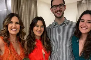 Fátima Bernardes expõe relação com os filhos após fim com Bonner