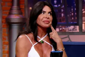 Gretchen expõe detalhes de 'capuzplastia', cirurgia na região íntima