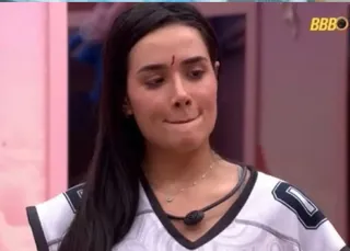 BBB 26: Jordana se fere, sangra em prova e recebe ajuda às pressas