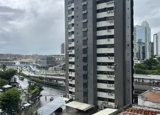 Semana começa com chuva no litoral e temperaturas de até 35°C na Bahia