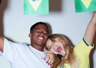 Endrick emociona em recado para Gabriely Miranda, que reage: 'Louca'