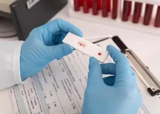 Hospital é condenado a indenizar paciente que não recebeu exame de HIV