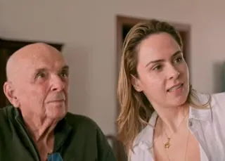 Pai de Ana Paula morre e família define destino da sister no BBB