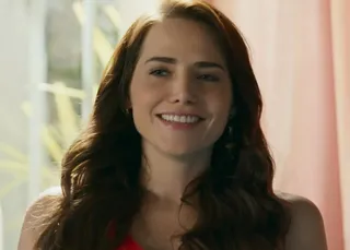 Quem Ama Cuida: Adriana toma medida extrema e toma fortuna de Arthur