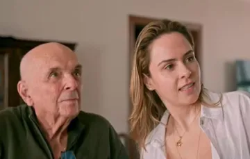 Pai de Ana Paula morre e família define destino da sister no BBB