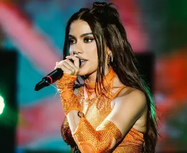 Anitta 'se redime' com Salvador e confirma show da turnê 'EQUILIBRIVM'
