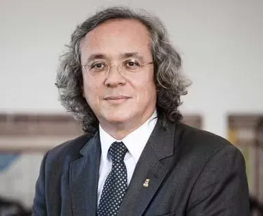 João Carlos Salles é eleito reitor da Ufba pela terceira vez