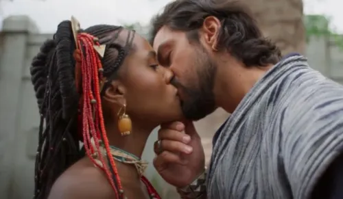 
					A Nobreza do Amor: pai de Alika surpreende com aparição em casamento
				
				