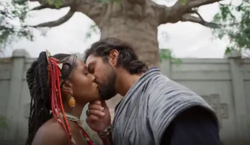 
					A Nobreza do Amor: Omar vira prisioneiro de vilão e luta pela vida
				
				