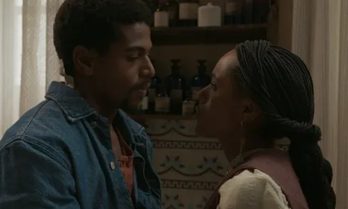 
					A Nobreza do Amor: Omar estraga festa de Alika e causa ciúmes em Tonho
				
				