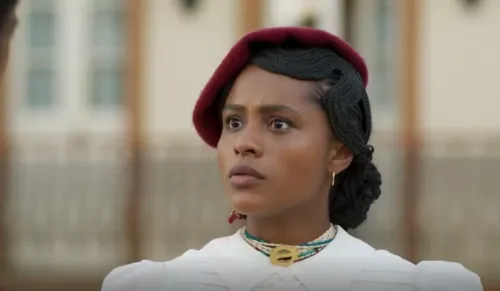 
					A Nobreza do Amor: Tonho recebe aviso e descobre ligação com Alika
				
				