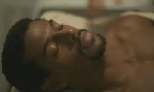 
					A Nobreza do Amor: Tonho mostra lado ruim e Alika se desespera
				
				