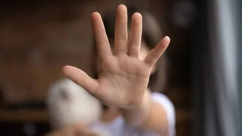 
					Abuso sexual infantil não existe
				
				
