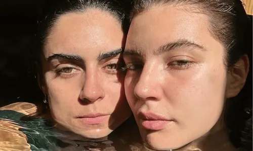 
					Ex de Alanis Guillen reaparece após polêmica e pede desculpas
				
				