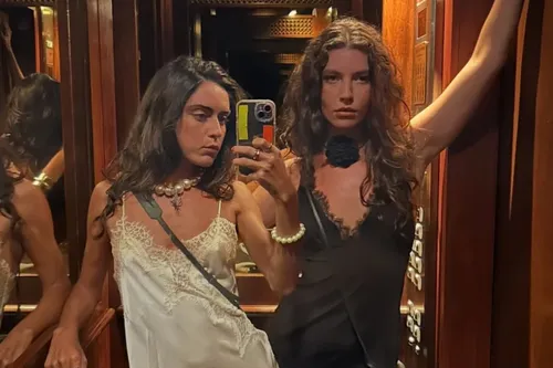 
					Ex-namorada de Alanis Guillen tentou contato 50 vezes após término
				
				