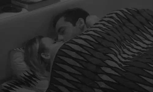 
					Além de Jonas e Jordana: participantes que balançaram o edredom no BBB
				
				