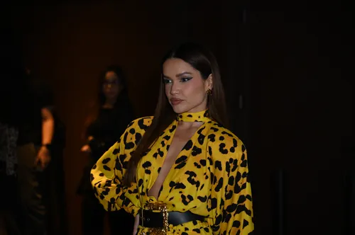 
					Anitta reúne vários famosos para comemorar aniversário; FOTOS
				
				