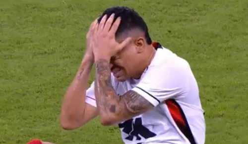 
					Atleta do Grêmio sofre lesão chocante em jogo contra o Vitória; VÍDEO
				
				