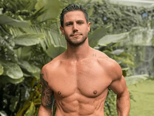 
					BBB 26: 8 vezes em que Jonas Sulzbach surgiu de sunga e agitou a web
				
				