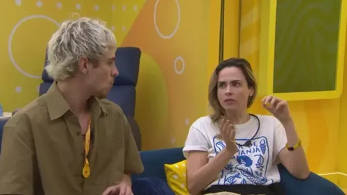 
					'BBB 26': Ana Paula Renault faz desabafo após ser ignorada por Milena
				
				