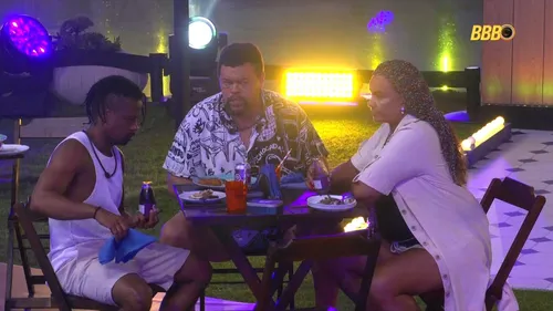 
					BBB 26: Ana Paula Renault e Jonas brigam em festa e líder explode
				
				