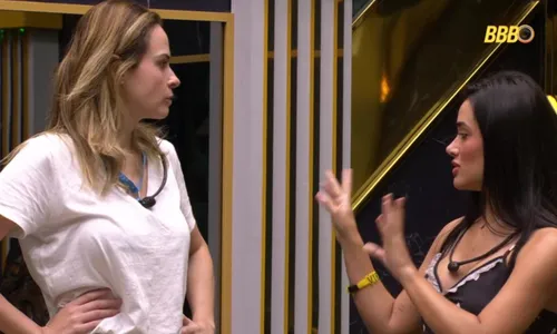 
					BBB 26: Gabriela tem nova briga com Jonas e declara guerra: 'Otário'
				
				