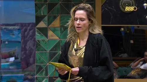 
					BBB 26: Ana Paula recebe atendimento médico e volta atrás em decisão
				
				