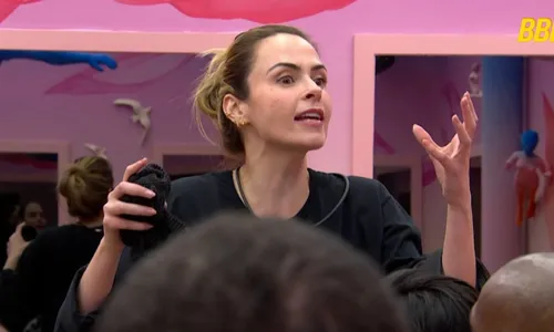 
					BBB 26: Maxiane dá pistas do discurso de indicação: 'Tudo armado'
				
				