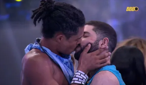 
					Gil do Vigor abre o jogo sobre ficada com casal do 'BBB 26'; VÍDEO
				
				