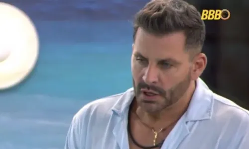 
					BBB 26: Henri Castelli surpreende ao anunciar mudança após convulsões
				
				