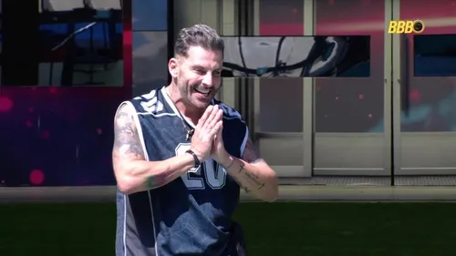 
					BBB 26: Henri Castelli volta a passar mal ao retornar à casa
				
				