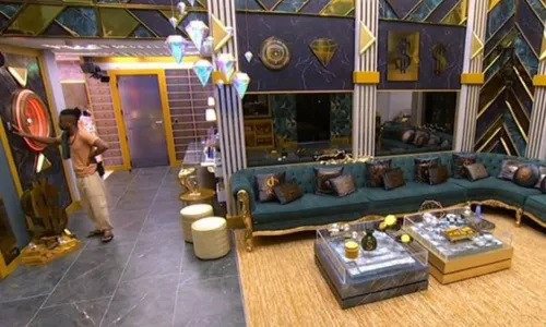 
					BBB 26: Leandro Boneco 'some' da casa após apertar botão e web reage
				
				