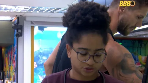 
					BBB: Xepa se revolta com Jonas após deixar casa sem sal para cozinhar
				
				