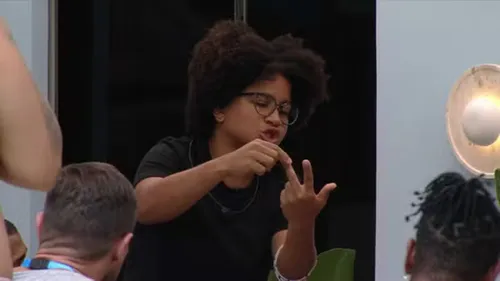 
					BBB 26: Milena tem crise de choro após punição gravíssima e se revolta
				
				