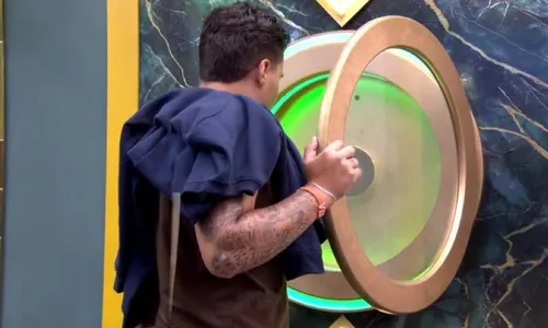 
					BBB 26: Jordana ganha emoji de mala após sofrer assédio de Pedro
				
				