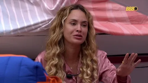 
					BBB 26: Sarah Andrade acerta previsão com Pipocas e web reage: 'Espiã'
				
				