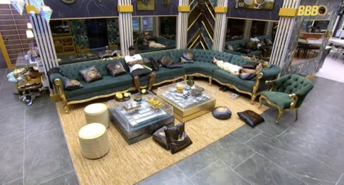 
					BBB 26: Vai sair? Edílson 'some' após tentar entrar no Confessionário
				
				