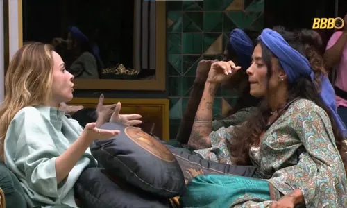 
					BBB: Aline Campos e Ana Paula disputam 1º Paredão com golpe e farpas
				
				